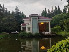 -上海怡沁园度假酒店