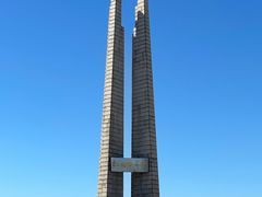 -唐山抗震纪念碑广场