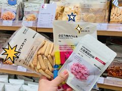 -七鲜超市(瑞虹天地太阳宫店)