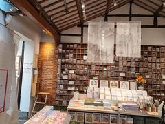 -猫的天空之城概念书店(苏州平江店)