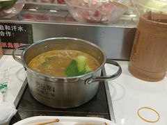 -百品聚旋转火锅(号外店)