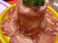 -四囍码头海鲜烧烤自助火锅(外滩南京东路悦荟广场店)