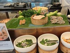 -圣丰索菲特·2 On 988 Café 自助餐厅