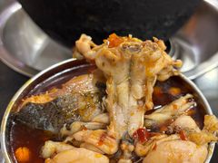 -鸿顺老铁锅美蛙鱼府(解放碑店)