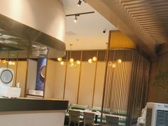 -楚山晓·湖北菜(武汉光谷K11店)