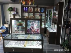 -视野联行眼镜蔡司·依视路官方授权店(顺城店)