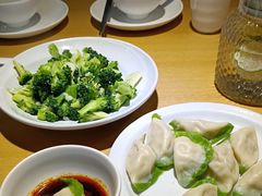 -关东小磨东北菜(上海长风大悦城店)