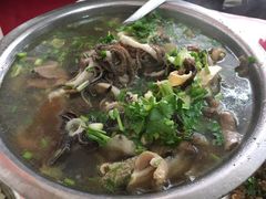 -谢老五跷脚牛肉·非遗传承店