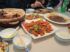 -老码头黑皮肘子锅包肉(赣水路店)