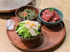 猫儿山的小黄牛-吃饭皇帝大·土家民族菜(温州万象城店)