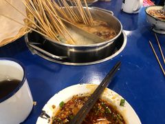 -马路边边串串香形象店(磐石路店)