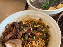 -佬钱湾仔(衣裳街店)