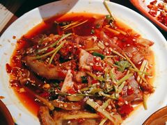 -半步颠小酒馆(繁花中心)