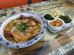 -壹阁胡羊焖饼(特色小吃街店)