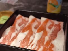 -牛YO寿喜烧·铁板烧和牛火锅自助(市府恒隆店)