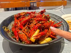 -肥肥虾庄·金牌油焖大虾(杨园滨江时代walk店)