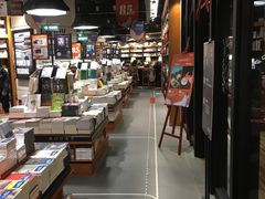 -西西弗书店&矢量咖啡(凯德晶萃广场店)