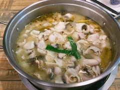 -新记印象酸菜鱼馆(天阳亲子广场店)