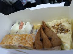 -红宝石·鲜奶小方·海派西点房(金杨店)