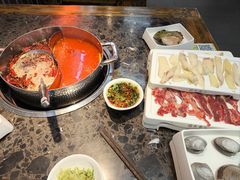 -来龍儿鲜切牛肉自助老火锅