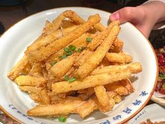 咸蛋黄炒茄子-吃饭皇帝大(解放西路店)