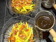 -一朵菌·野生菌探索家火锅(南亚店)