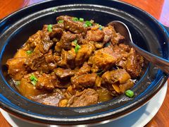 牛腩炖萝卜-世贸万锦大酒店·江南春中餐