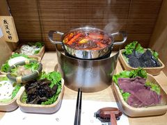 -独食火锅·半米屋台(直营总店)