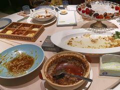 -八府香鸭·啫啫煲(华山路店)