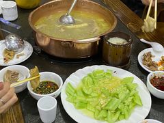 -朴小妹人参鸡汤火锅(长白山万达店)