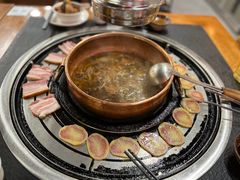 -阿山卓·野生菌火锅·纳西火塘烤肉