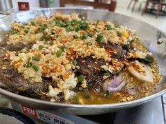 回味鲫鱼-鸿先阁·干煸虾(星沙店)