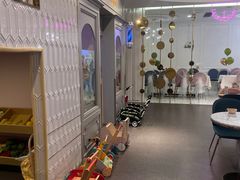 -Lilliput粒粒堡亲子餐厅(置汇旭辉店)