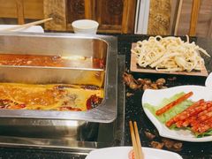 自助取餐区-百年川椒重庆老火锅(光谷店)