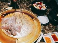 -猪啊牛呀羊啊铜盘烤肉(正大广场店)