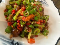 -小芙蓉湘菜馆(易生活购物公园店)