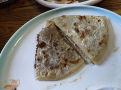 -溢心园香河肉饼总店
