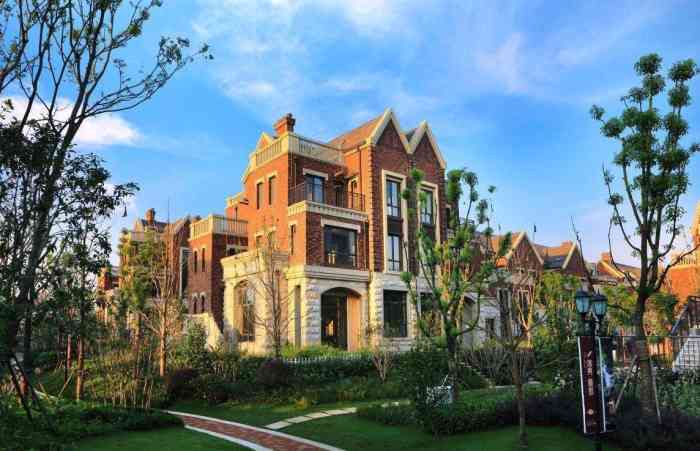 天伦庄园-"北边海鲜市场买的大鲍鱼,大扇贝,大生蚝,."-大众点评移动版