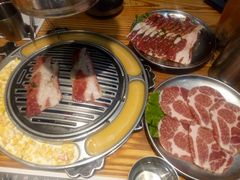 -青瓦炭韩潮烤肉(花园道店)