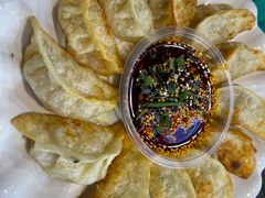 -锅贴杨一手特色豆花烤鱼饭店(荔波美食街店)