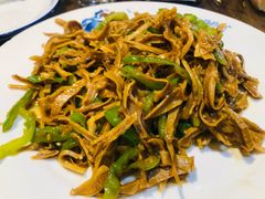 -缘来聚·徽菜名店(黄山宏村店)