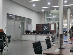 -杭州中升之星奔驰4S店(滨江店)