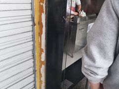 -海燕家人灌蛋饼(凤凰街店)