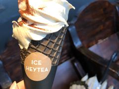 -喜茶(上海打浦桥日月光gelato lab+店)