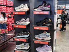 -NIKE上海青浦优选体验店