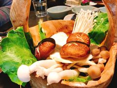 -捞王锅物料理(上海世茂广场店)