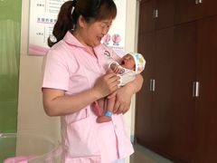 -田螺阿姨自营月嫂·育儿嫂(高新店)
