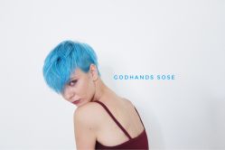 -God Hands发型设计复古会所