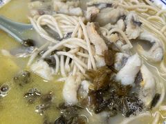 -明呈黄鱼面馆(斜土路店)