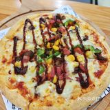 经常点外卖 第1次来店里🍕吃新鲜热乎的